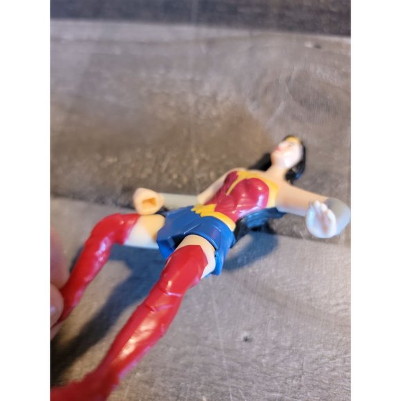 Burger King DC wonder woman AS IS toy figure - Picture 3 of 5